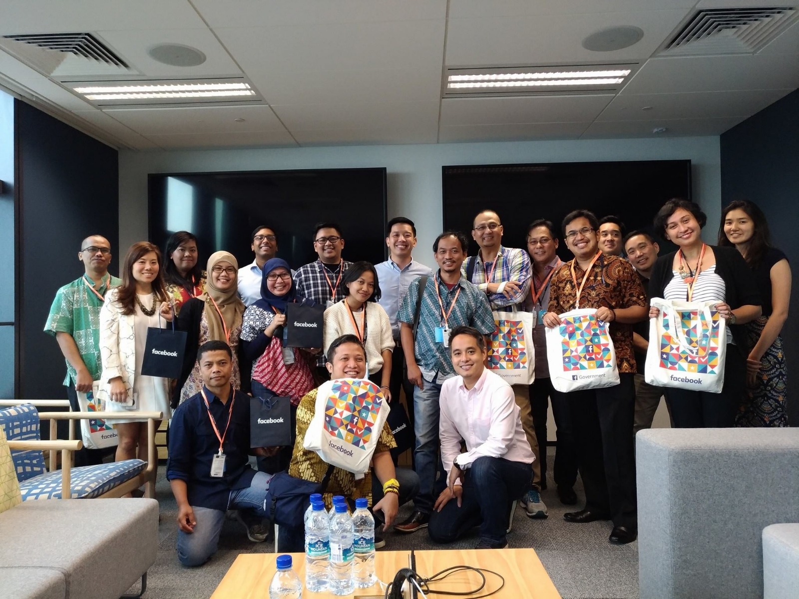 ICT Watch Soroti Penyalahgunaan AI dalam Ruang Publik Digital